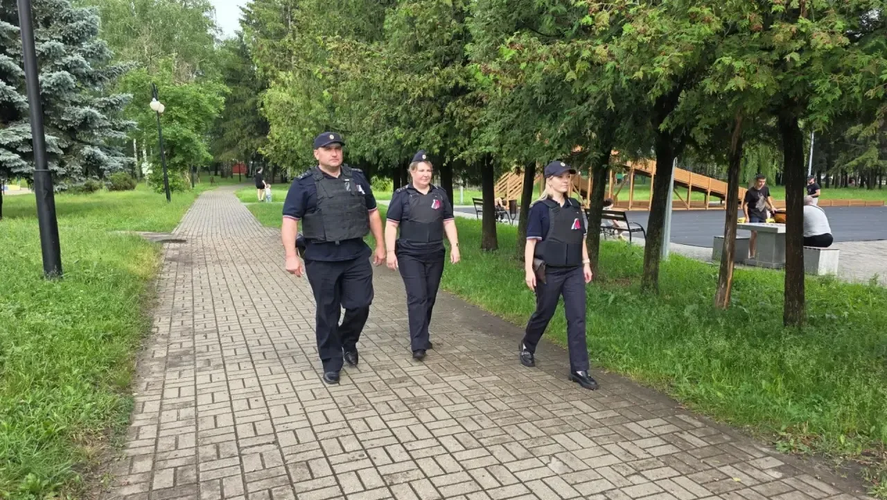 ✅В Курске прошёл день профилактики

В мероприятиях принял участие весь личный состав городской полиц
