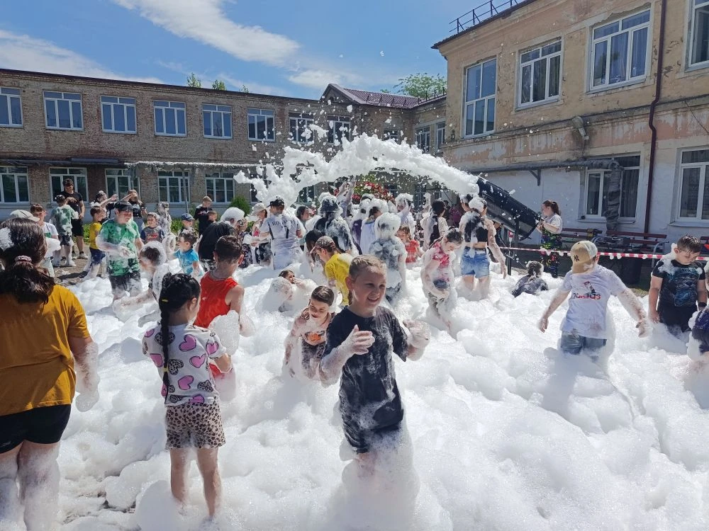 🎉 Пенная вечеринка в школьном лагере"Солнышко"