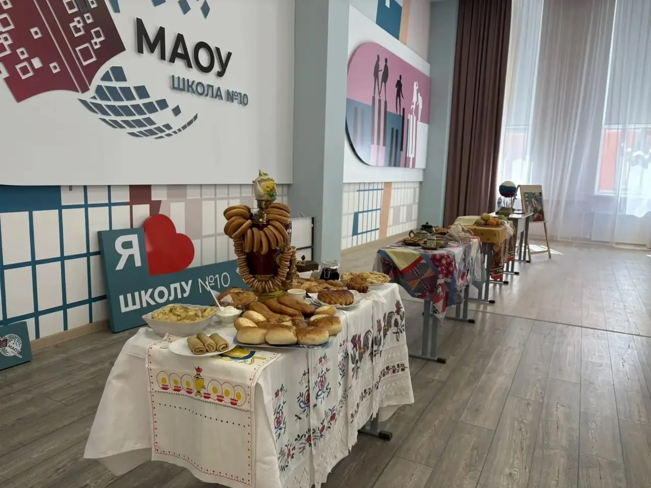 🎉 В МАОУ «Школа №10» отметили День коренных малочисленных народов России!!! 30 апреля в МАОУ «Школа 