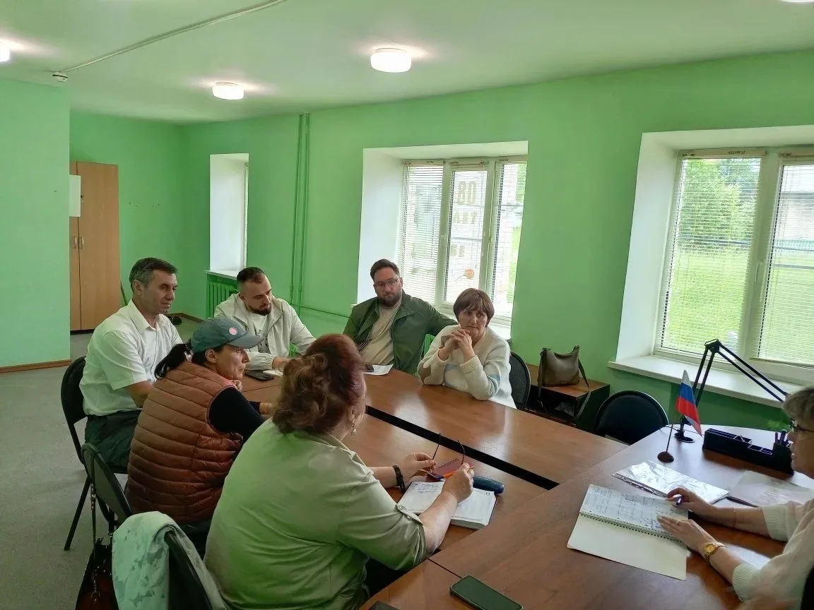 📢 Рубрика "Капитально о ремонте Левашовской школы" ⚒️

3️⃣ июня прошло расширенное заседание ШТАБА 