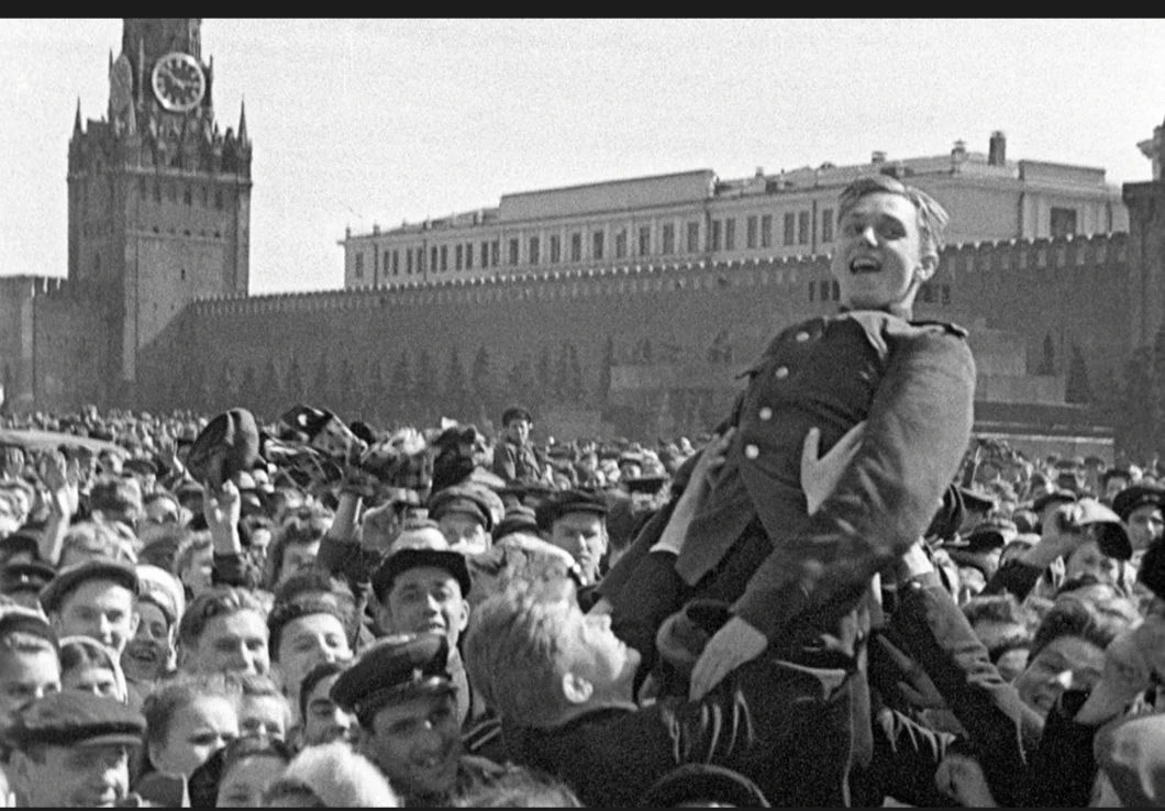 9️⃣ Мая День Победы в Великой Отечественной войне🎉🎊   Каждый год 9 мая отмечается один из самых важн