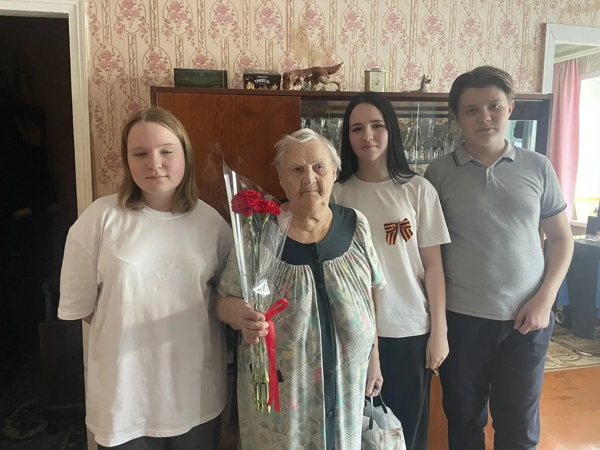 💥Накануне праздничных дней, посвященных Дню Победы, активистами МБОУ СОШ № 4 г. Грязи была проведена