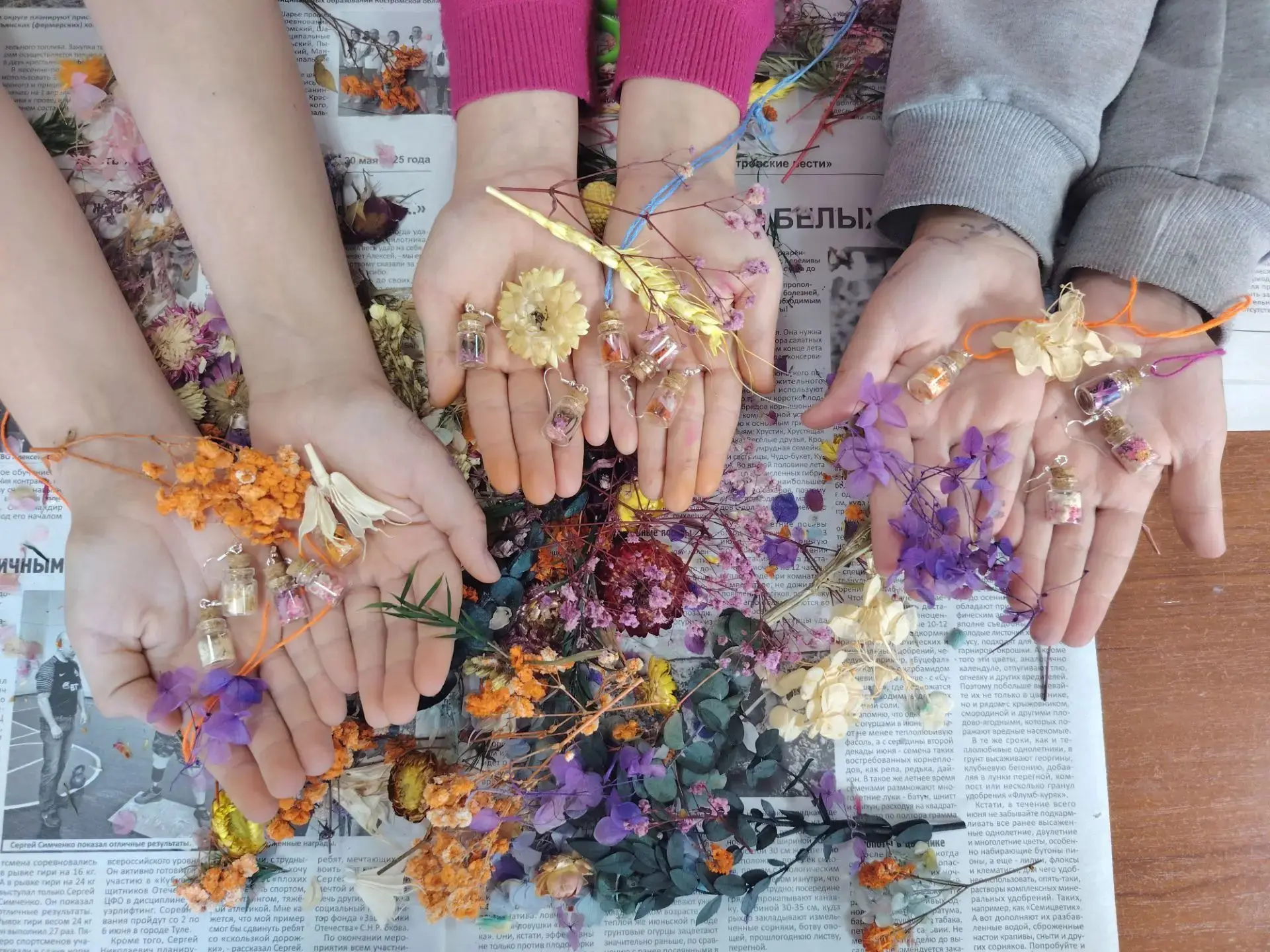 У нас во «#ВнеФормата» сегодня настоящий творческий бум! 🌸🐱