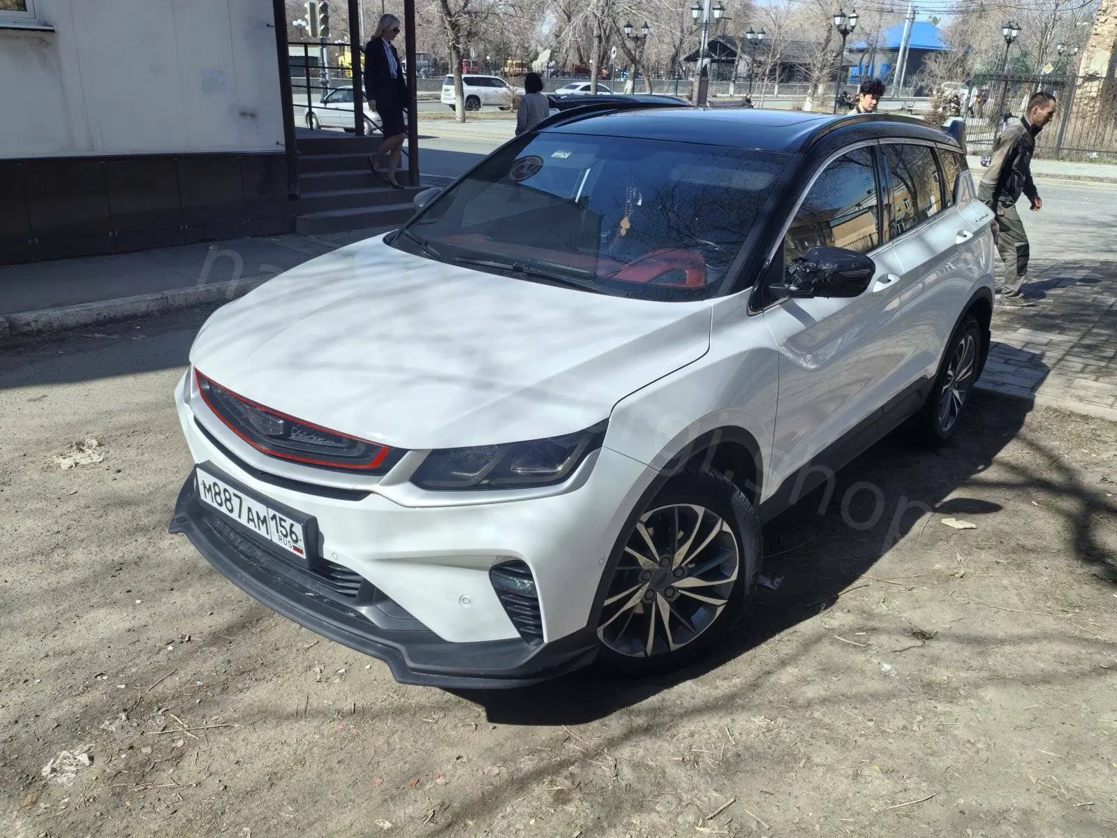 Предлагается автомобиль Geely Coolray 2023 года выпуска, расположенный в Оренбурге. Цен...