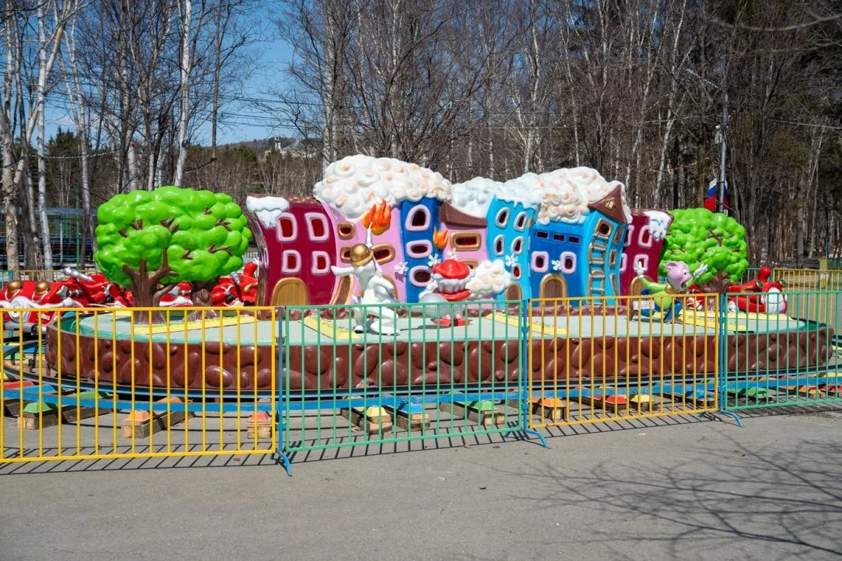 🎠 Парк Гагарина готовится к летнему сезону!    Сейчас на территории любимого места отдыха жителей и 