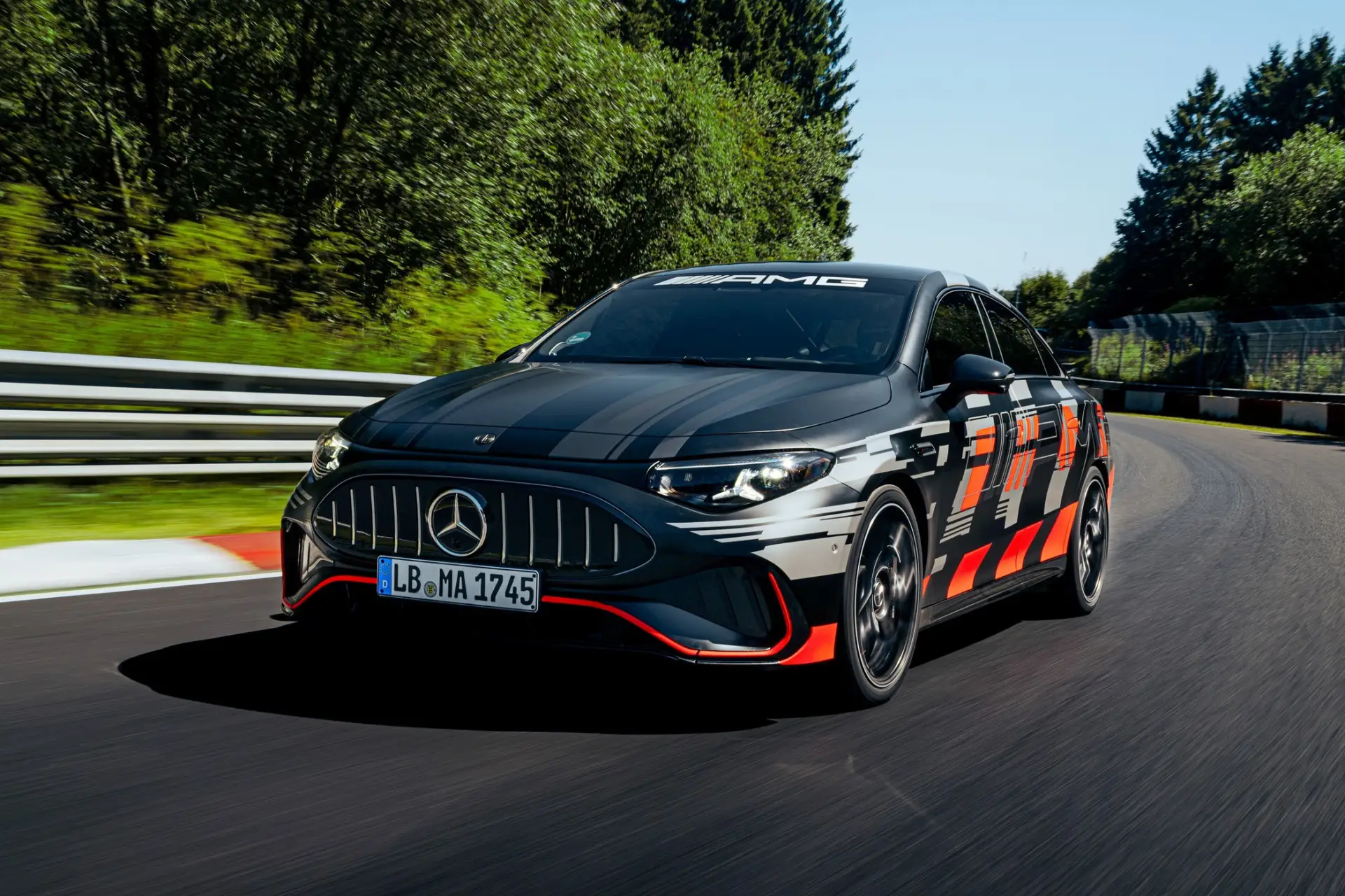 Mercedes-AMG CLA 45: рекорд Нюрбургринга

Электрический Mercedes-AMG CLA 45 4Matic+ прошёл Северную 