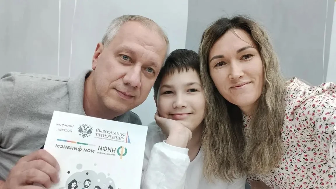 Вчера, 10 июня, в  ЦРБ п. Емельяново прошел муниципальный этап III Всероссийского семейного фестивал