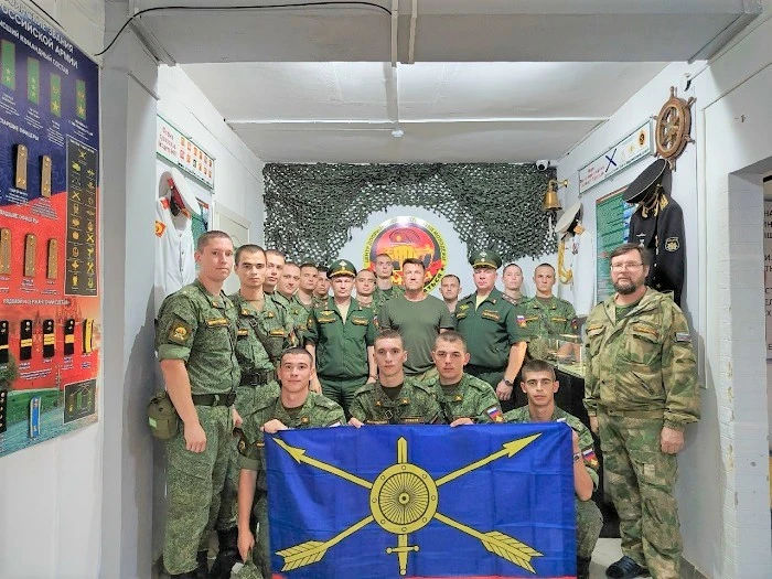 Когда история страны становится личной. Курсанты Военного учебного центра Университета ...