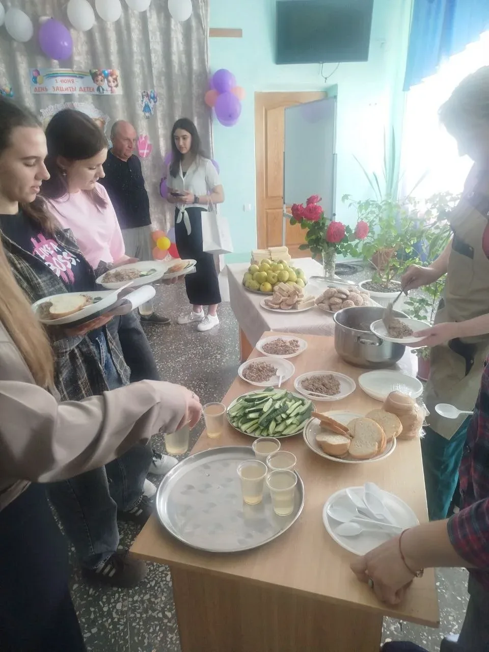 1 июня, в Международный день защиты детей, в нашем образовательном учреждении прошёл тёплый и красоч