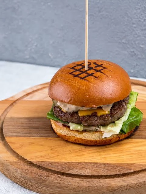 Фарш из говядины, желательно из мраморной — 400 г