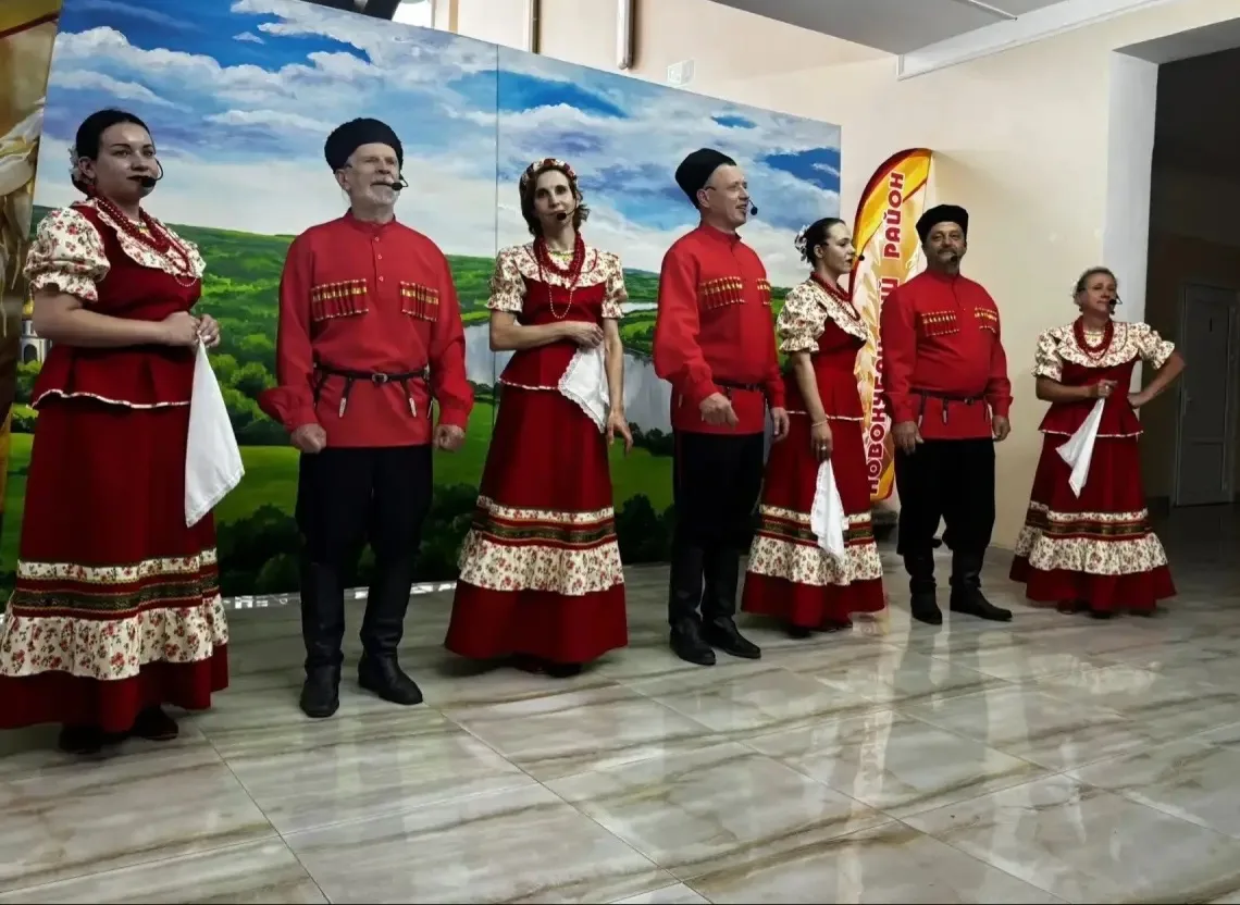 ✨🎤Сегодня в нижнем фойе Новокубанского культурно-досугового центра состоялся отчетный концерт народ