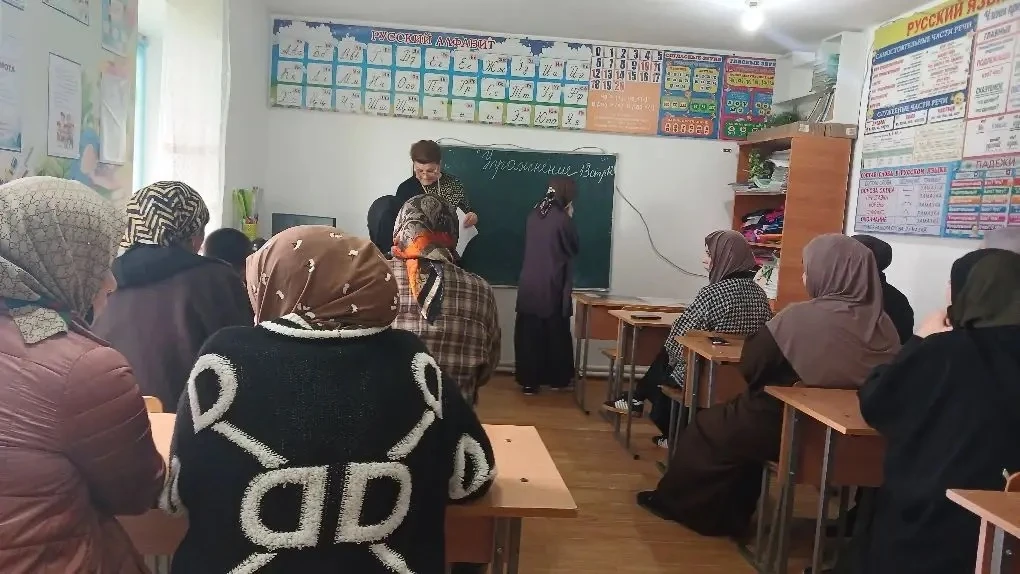 📣 Уважаемые родители! 📣
Сегодня в нашей школе прошло важное родительское собрание на тему "Безопас