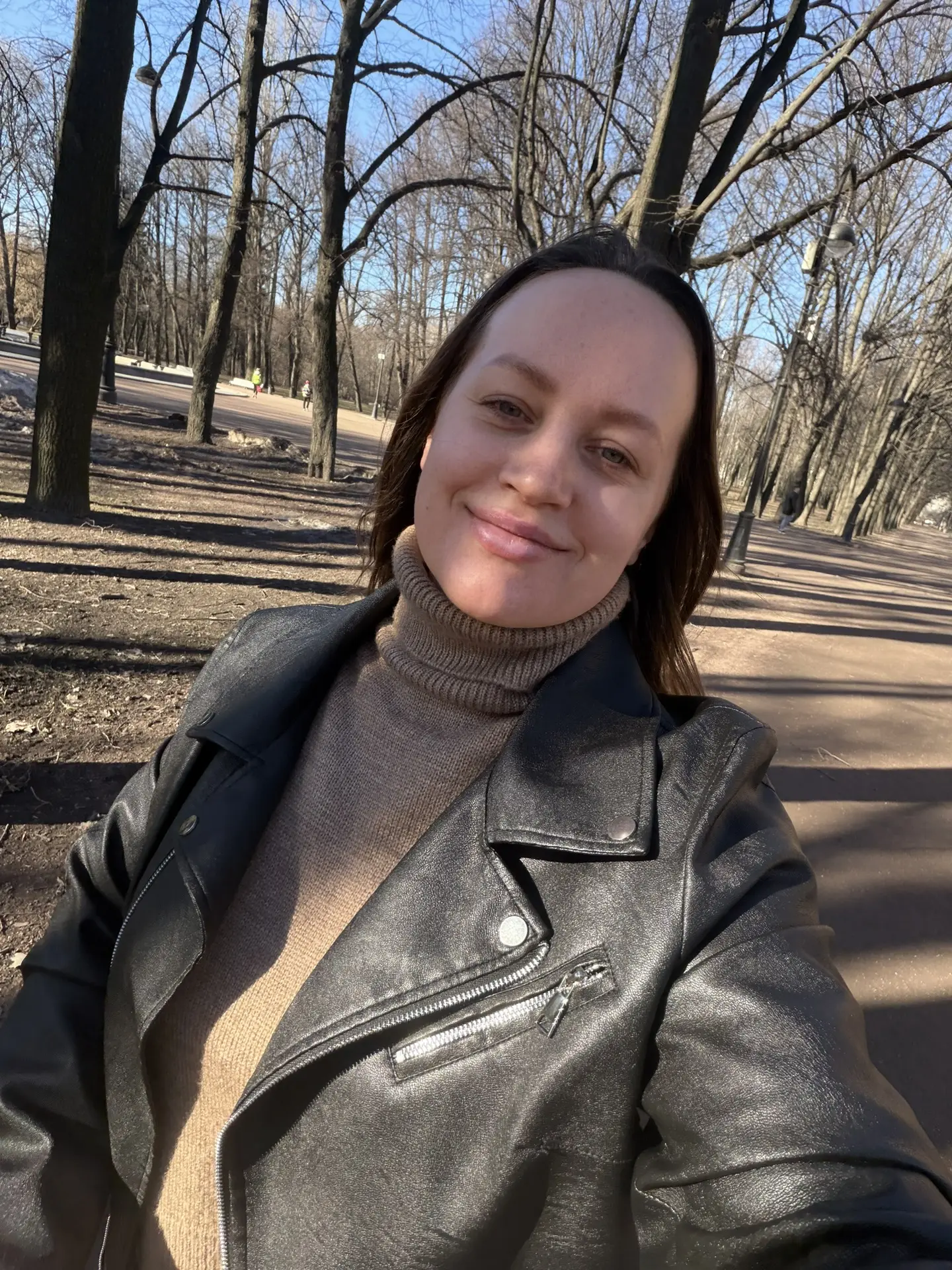 Обожаю приход весны и тепла 😍 иногда я думаю, зачем мы живем в этом сером климате и холоде, но по су