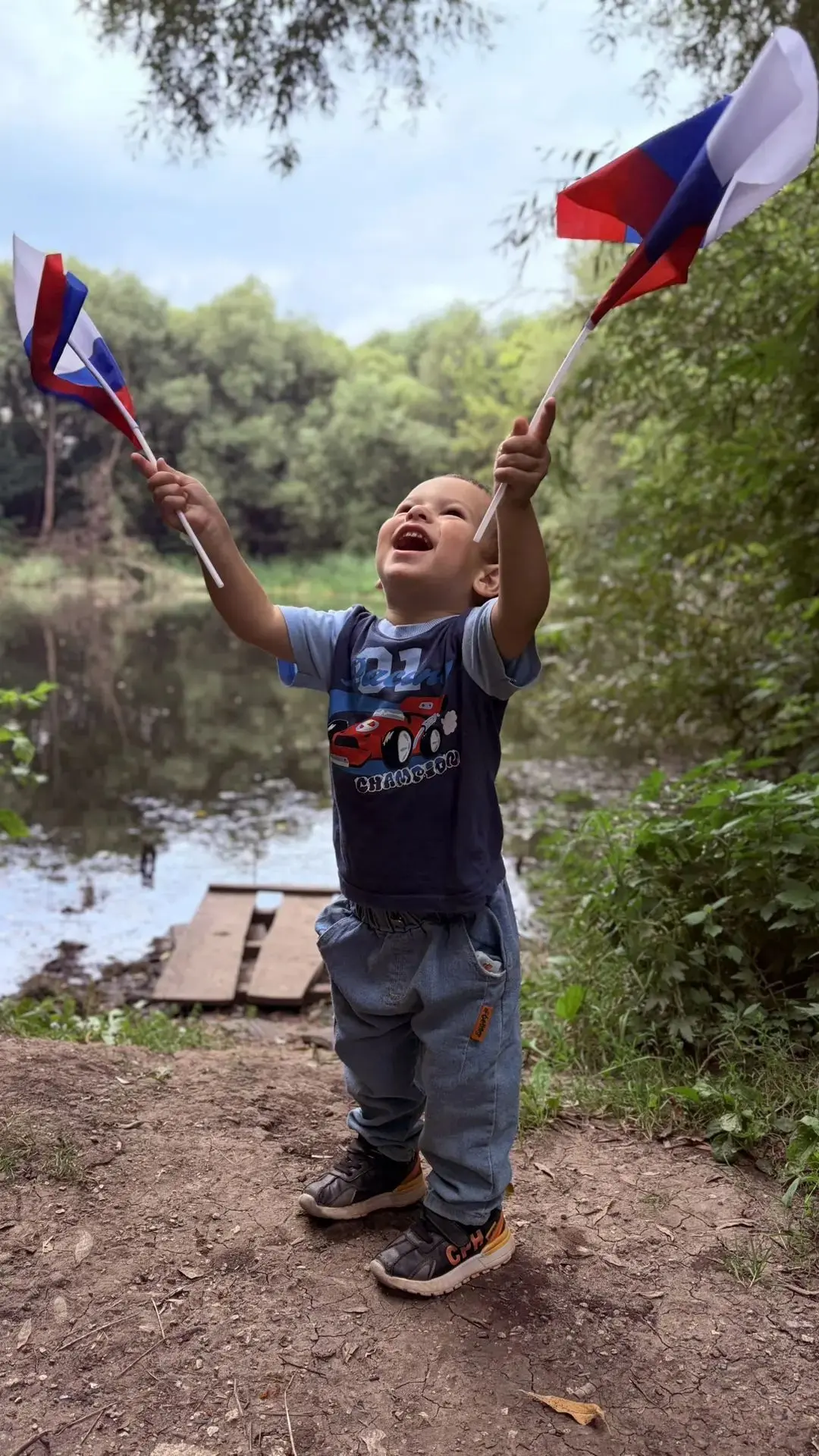 Белый, синий, красный — самый красивый!🇷🇺