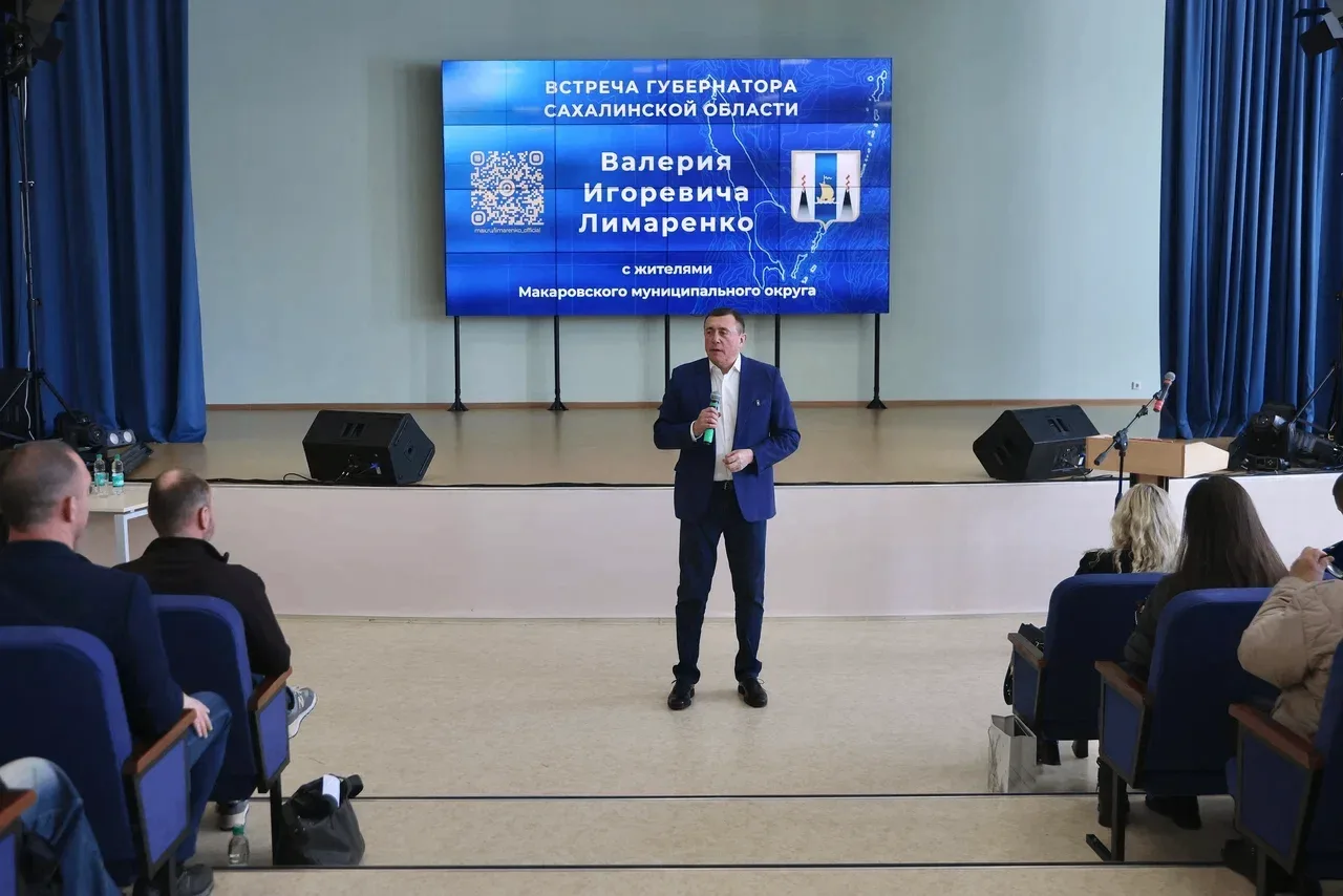 Рабочая поездка в Макаровский район.  🔹Перед основной встречей губернатора Валерия Лимаренко с насел