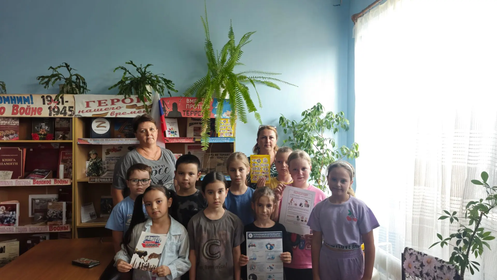 В Кендже-Кулакской сельской библиотеке была организована выставка «Вместе против террор...