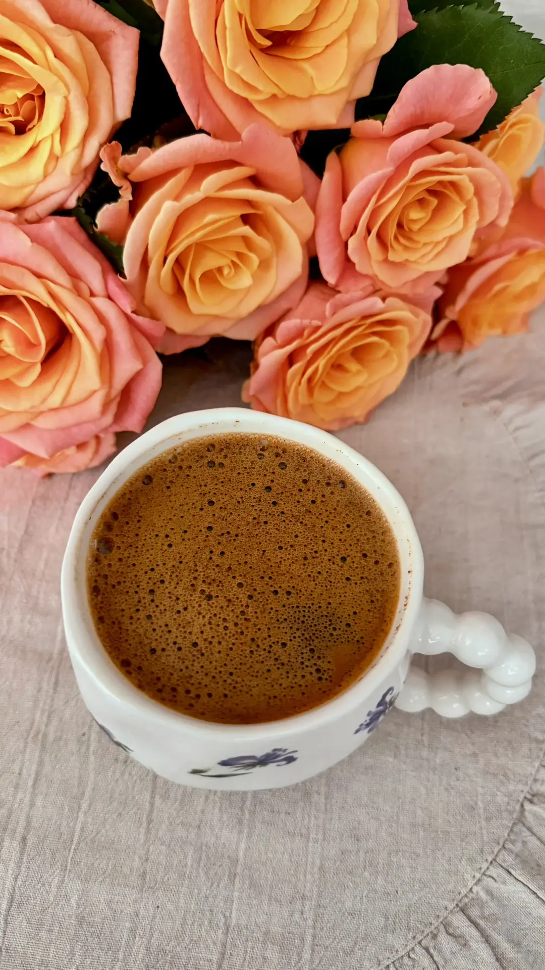 Доброе утро и хорошего дня ☕️♥️
