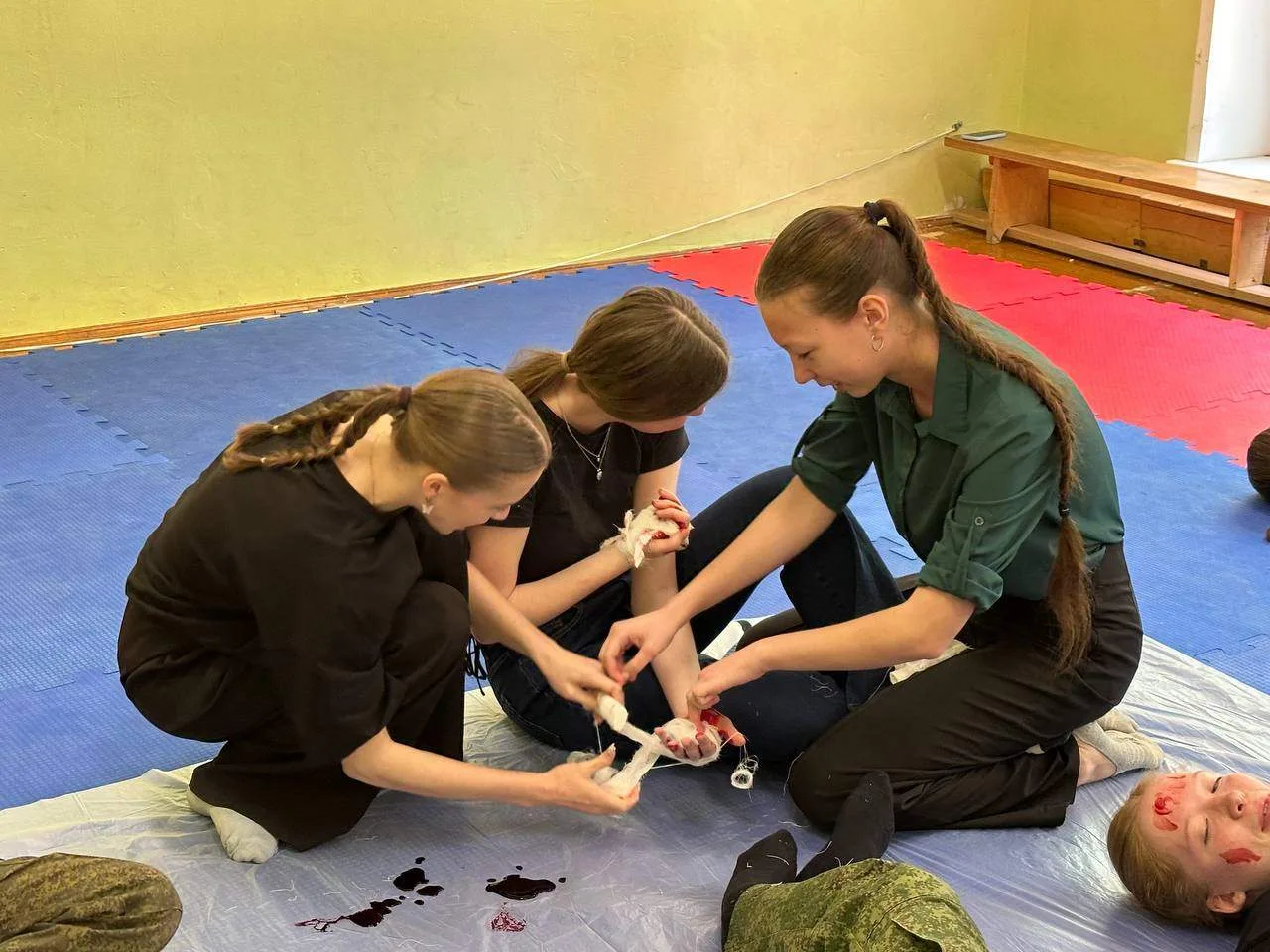 🩹Мастер-класс по оказанию Первой Помощи при кровотечении.   🌟В рамках реализации Всероссийского прое