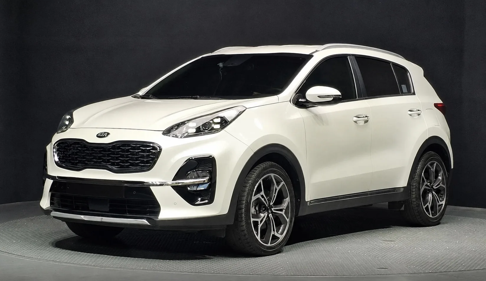 🔶ЛИСА РУЛИТ НА ЗАКАЗ🔶

ДОСТУПЕН ПОД ЗАКАЗ ИЗ КОРЕИ KIA SPORTAGE

Kia Sportage The Bold Signature 2