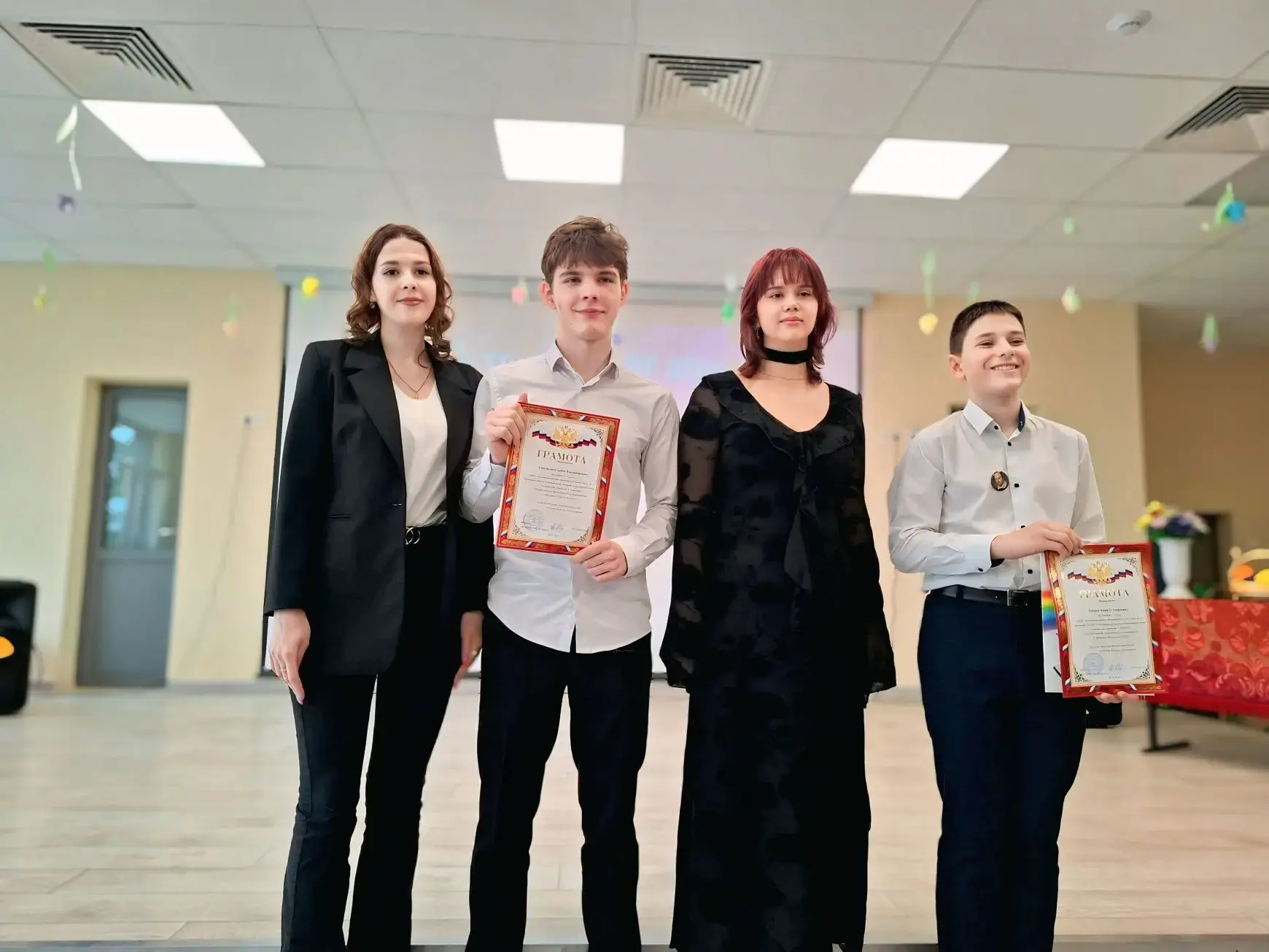 Сегодня прошло мероприятие, посвященное 410 юбилею Шекспира на английском языке. Обучающиеся нашей ш