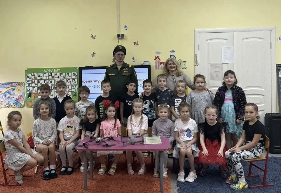 Сегодня в группе «Колокольчики» царила необычная и очень волнительная атмосфера. К нам ...