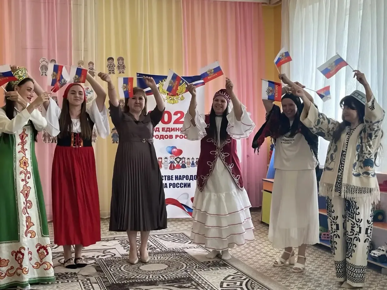 #ГодДошкольногоОбразования
#ГДООренбургскаяОбласть
#ГДОБугуруслан
В группе раннего возраста "Ладушки