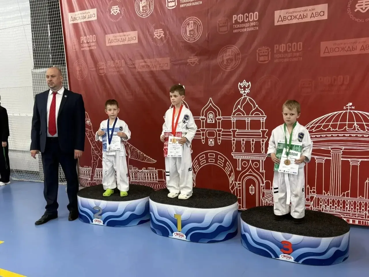 31 мая в г. Благовещенске прошёл открытый турнир Амурской области по тхэквондо МФТ. Сре...