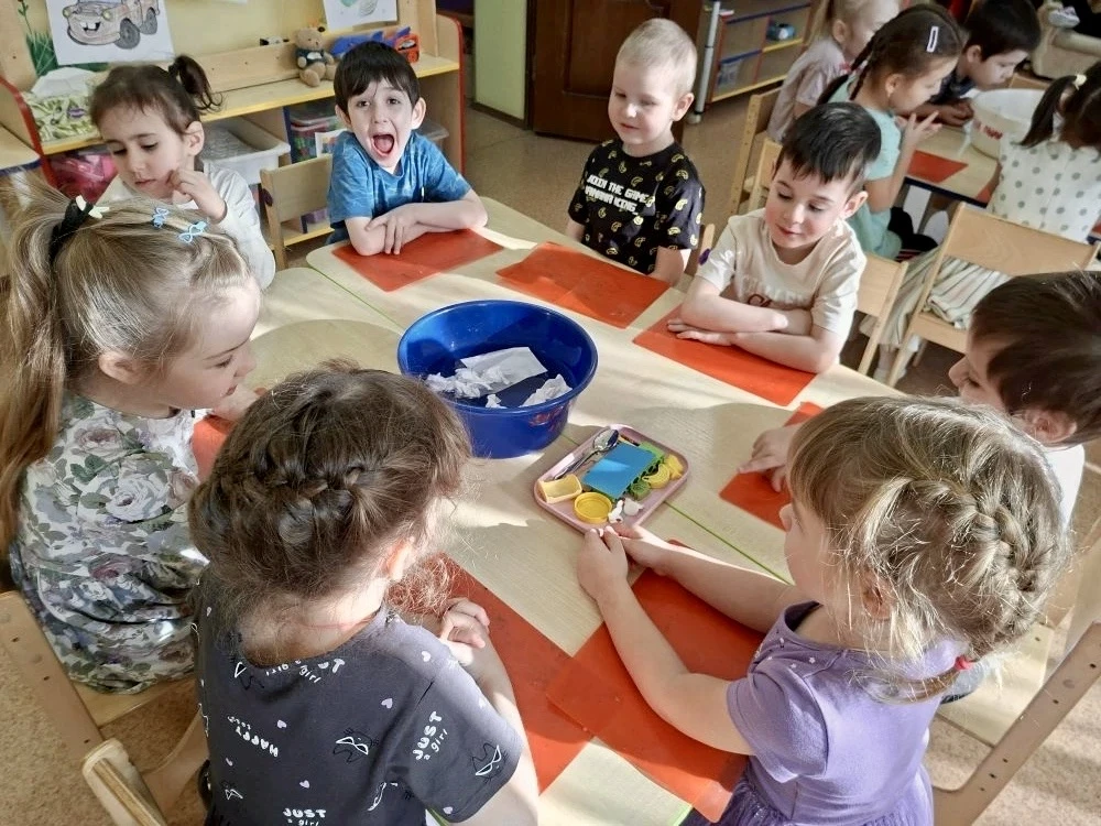🌟 Творим, исследуем и заботимся: яркие новости из наших детских садов!  🤗 Каждый день в дошкольных о