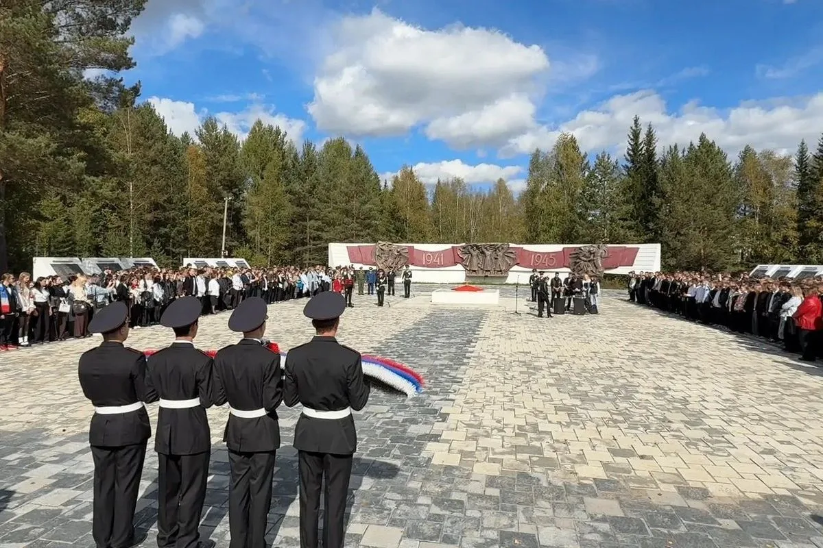 ❗️При поддержке Единой России в Железногорске-Илимском прошёл митинг памяти жертв Беслана