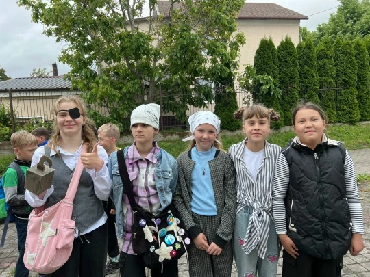 🏴‍☠️

Сегодня наш лагерь превратился в команду бесстрашных флибустьеров и отправился покорять таинс