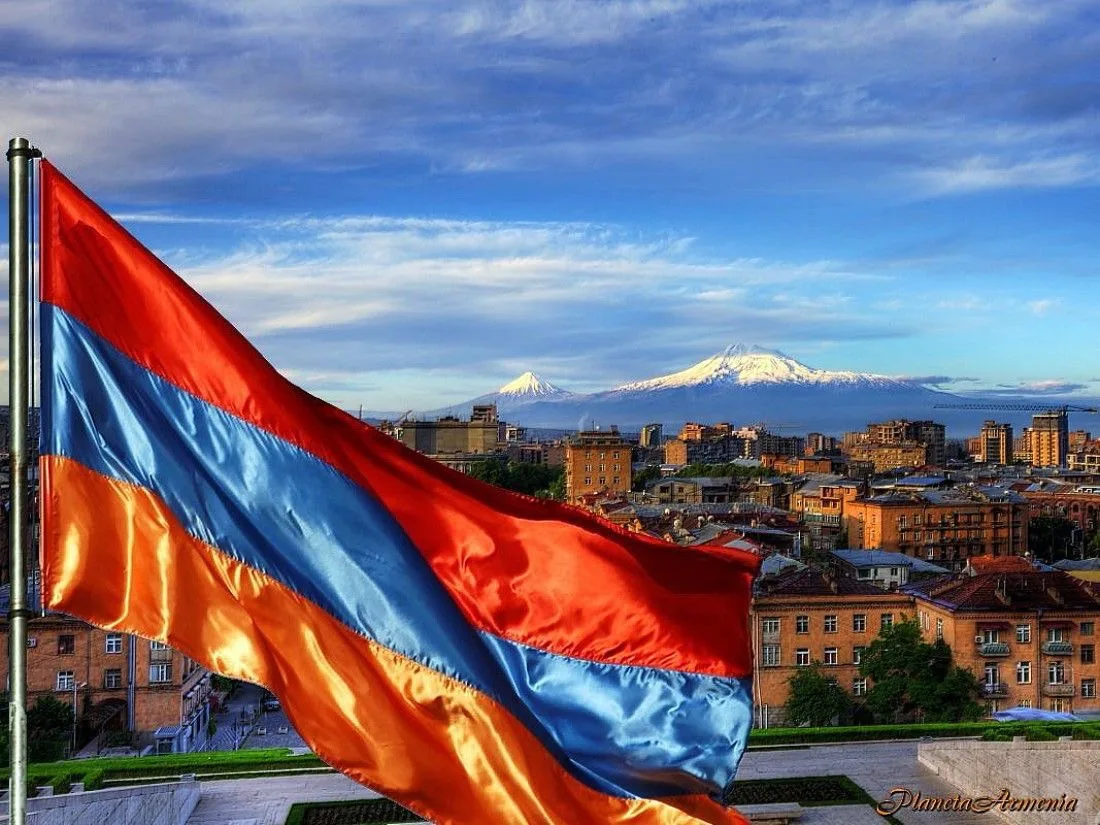🇦🇲Сегодня, 15 июня, в Армении отмечается День Государственного Флага

❤️красный цвет символизирует