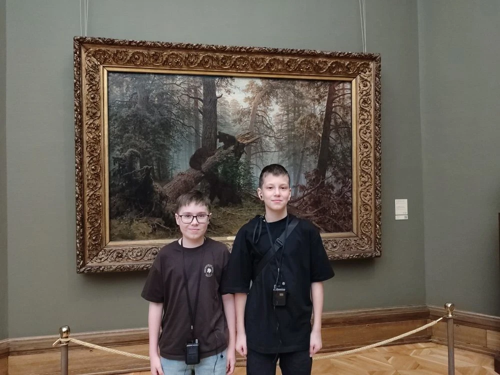🎨 ПРИКЛЮЧЕНИЕ В МИРЕ СКАЗОК И КАРТИН!  Наши кадеты 6 «Р» класса окунулись в волшебный мир искусства 