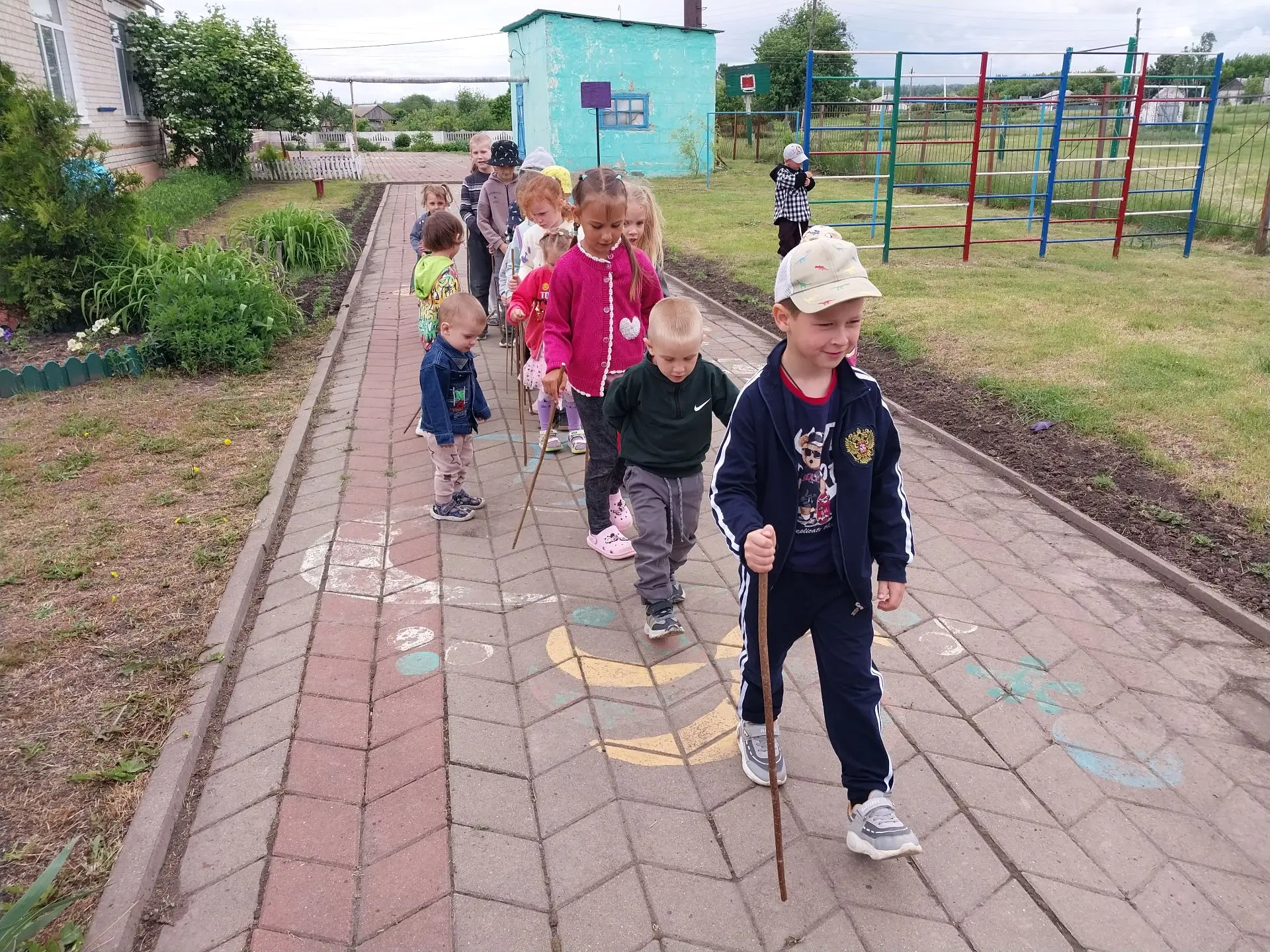 В нашем детском саду забота о здоровье детей является одной из главных задач. Ежегодно ...