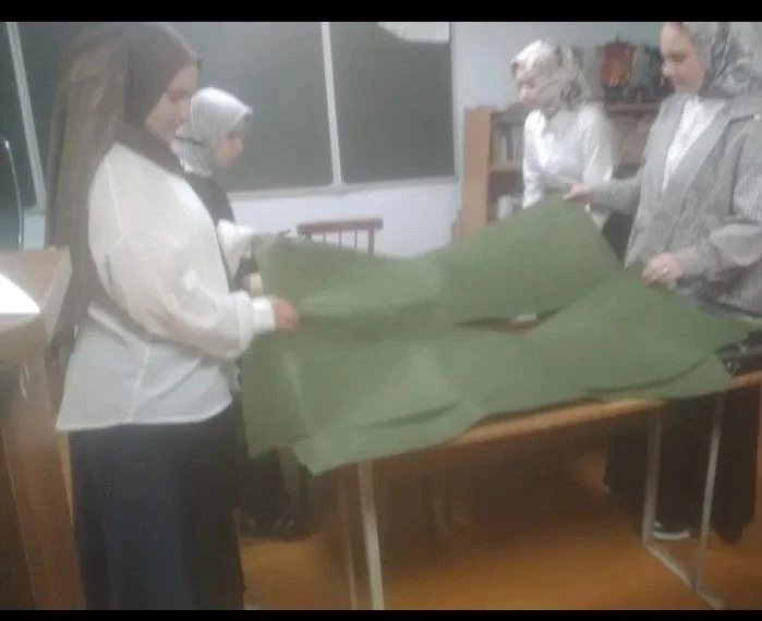 А сегодня мы возобновили работу по плетению маскировочных сетей для нужд СВО. Привезли ...