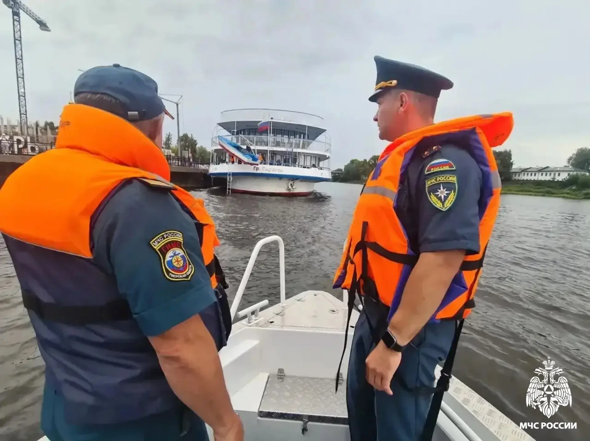 🚤 За безопасностью на воде — особый контроль!