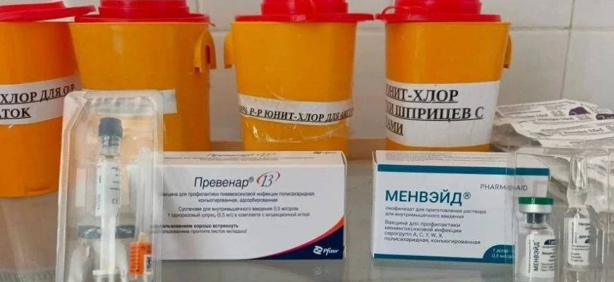 В поликлиниках ЦГБ г. Гуково проходит вакцинация против пневмококковой инфекции