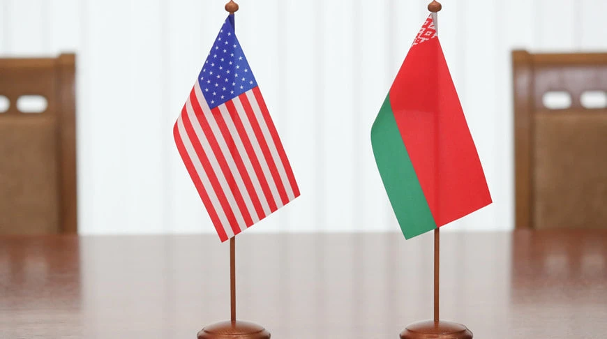 Беларусь и США согласовали промежуточный договор, сообщил спецпосланник США Джон Коул п...