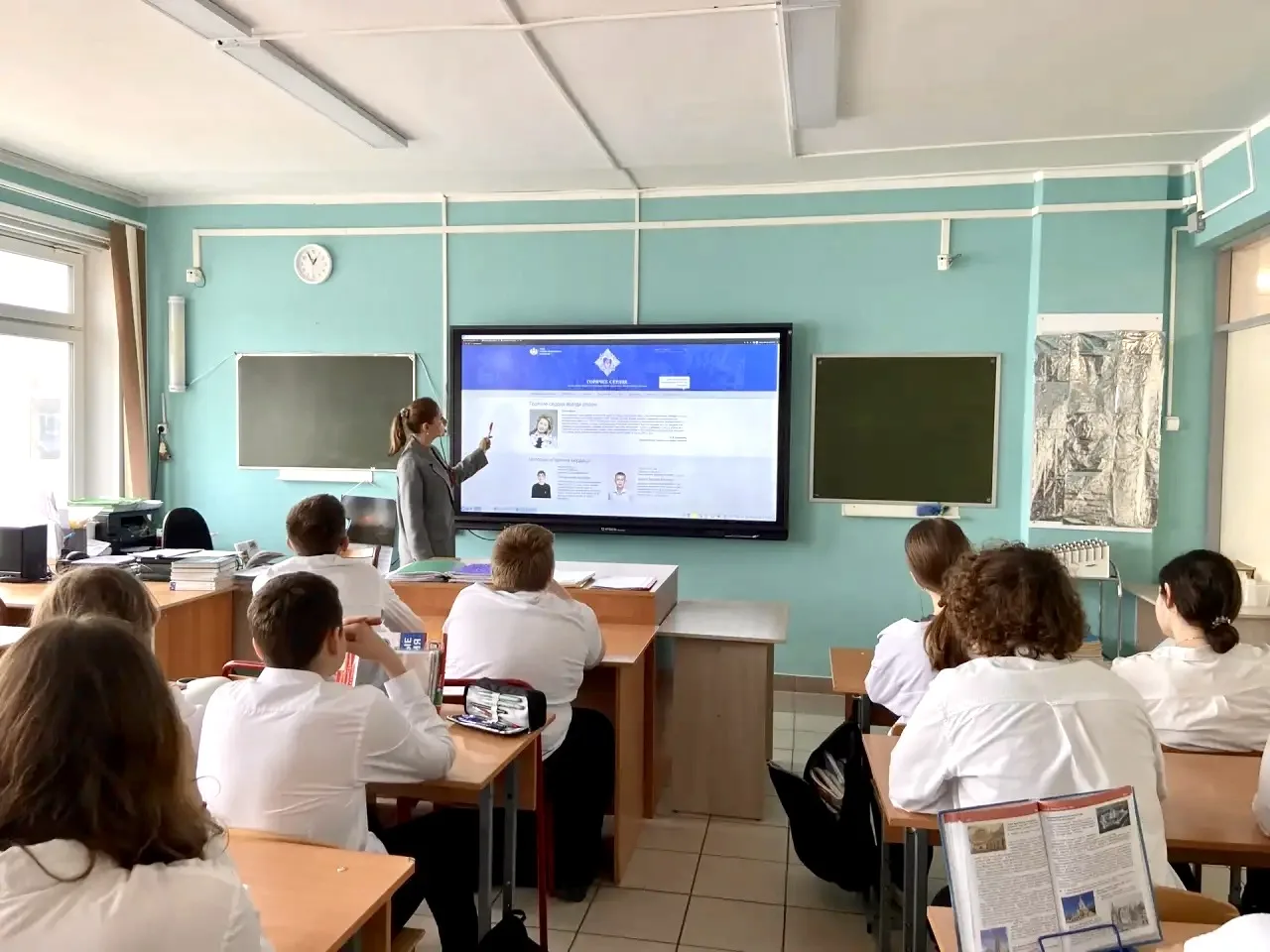 Уроки Мужества, посвящённые лауреатам инициативы «Горячее сердце»   🇷🇺 Учителя истории Губанова Юлия