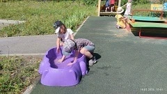 Лето, солнце и веселье: как проходят наши прогулки! ☀️

Дорогие родители! Лето в самом разгаре, и мы