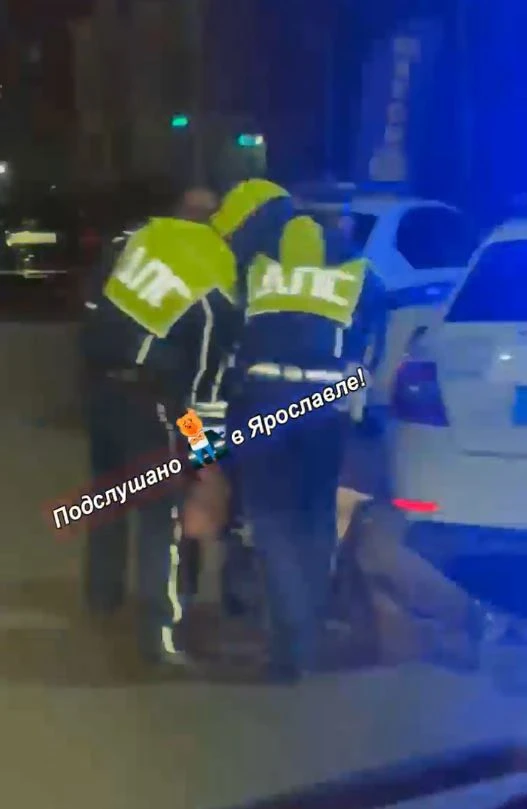 И вновь ДТП в районе Парижской коммуны в Брагино на Тутаевском шоссе.