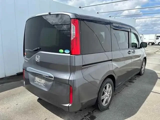 🇯🇵Выиграли один из самых популярных минивэнов из Японии   Очередной Honda StepWGN с аукциона, куплен