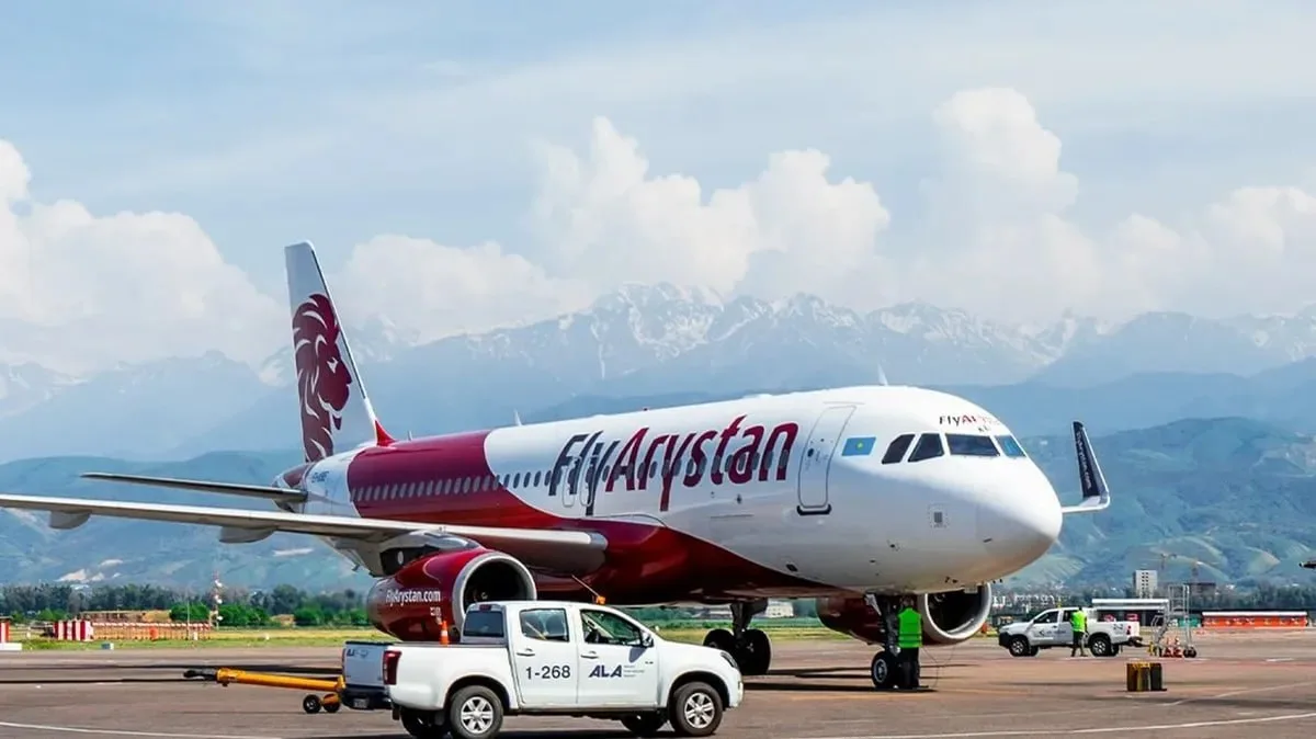 🇰🇿 Самолет FlyArystan загорелся во время техобслуживания