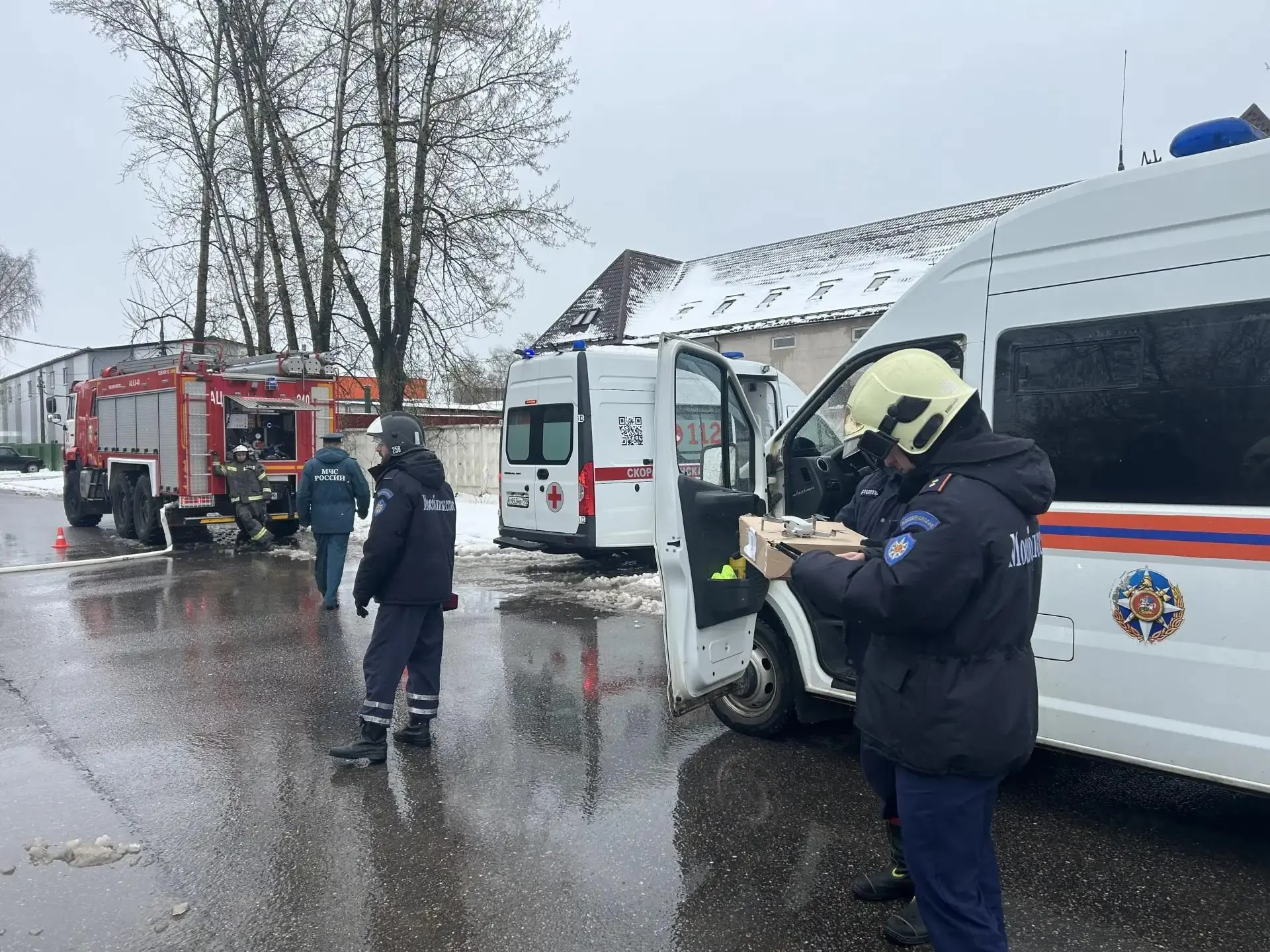 🚗 Учения на дороге: спасатели ликвидировали последствия условного ДТП в Богородском округе ⛔️  🆘 Вче