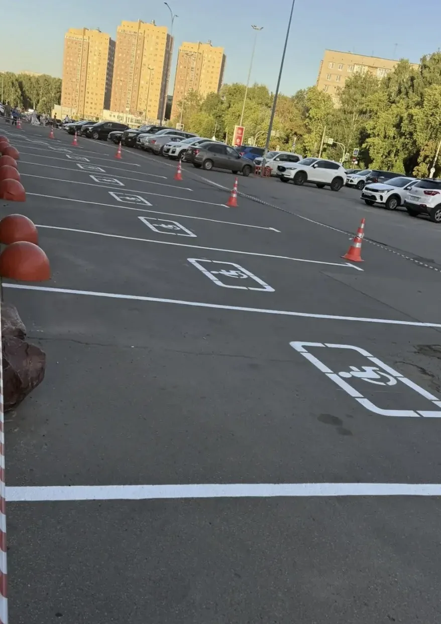✅В Советском районе г. Нижнего Новгорода по требованию прокуратуры организованы парковочные места дл