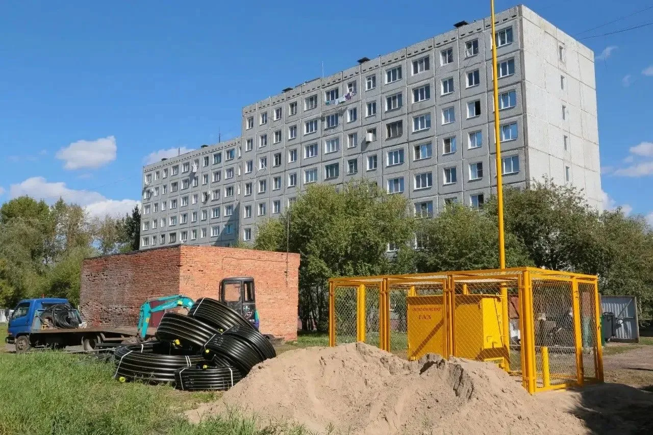 В Омске продолжаются работы по переводу многоквартирных домов с сжиженного на природный...