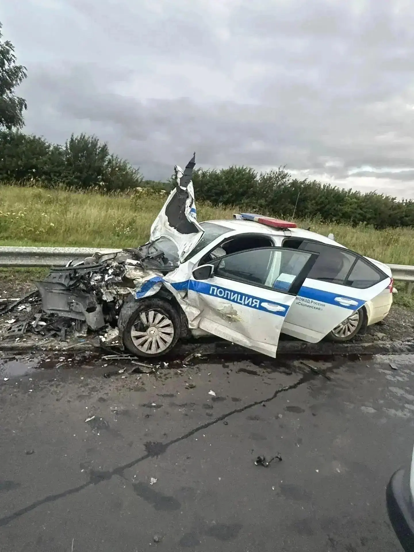 В Рязанской области произошло ДТП с участием служебного автомобиля ДПС. Об этом стало известно 29 ию