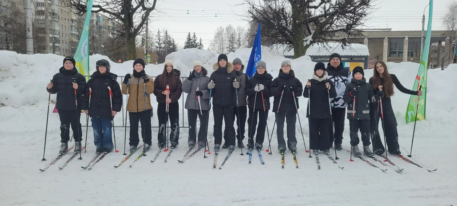ЛЫЖНЯ РОССИИ 2026⛷️  Сегодня наши ученики 7,8,9 и 10 классов приняли участие в Лыжне России!   Снача