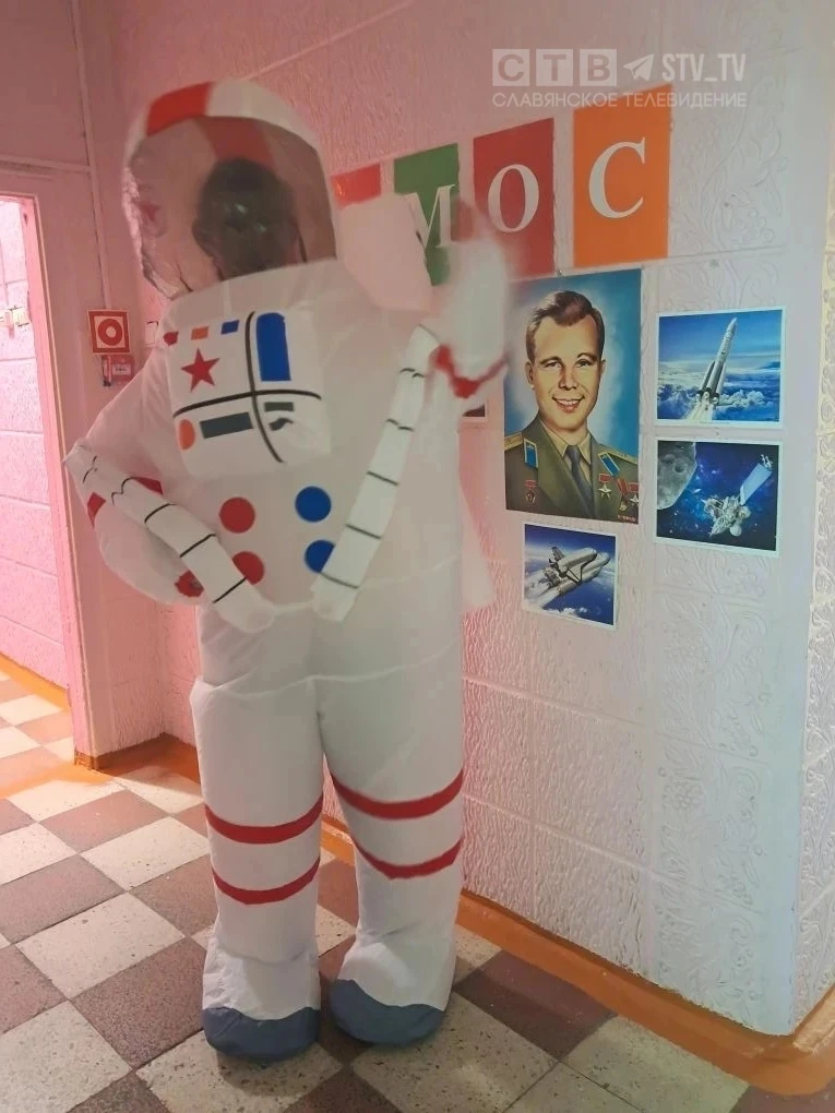 🎆🚀С Днем космонавтики!  Мы все помним  и гордимся тем, что ровно  65 лет назад Юрий Алексеевич Гагар