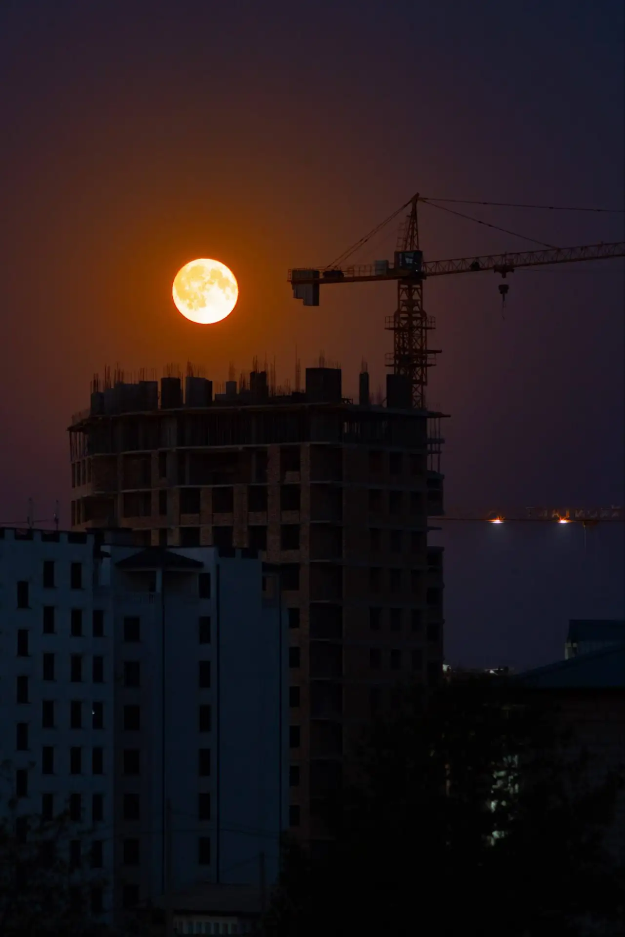 Всем доброго утра! 🌑
