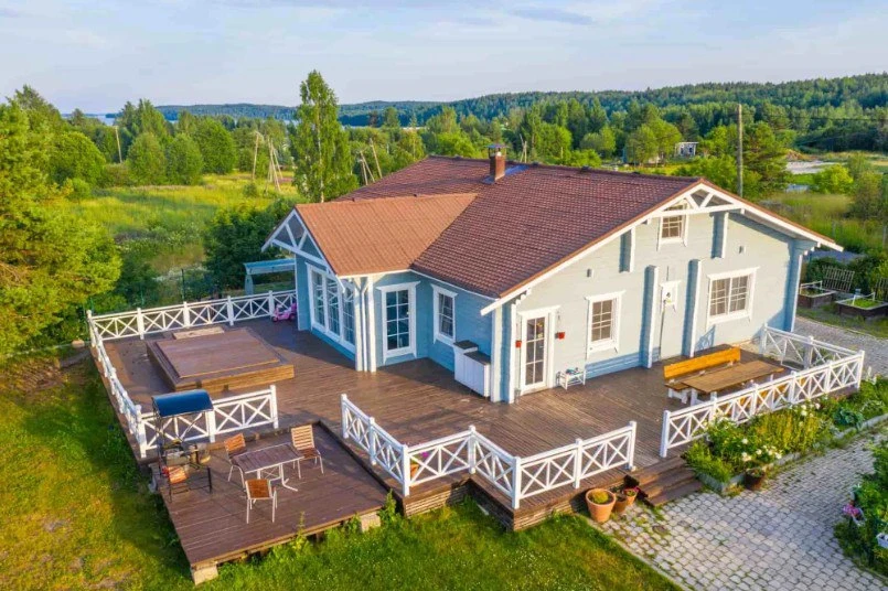 База отдыха Karelian Rocky House Расположенная в живописном уголке Карелии, среди уника...